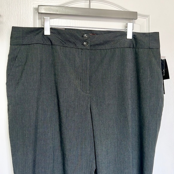 Jessica - Plus Size Dress Pants - Picture 8 of 10